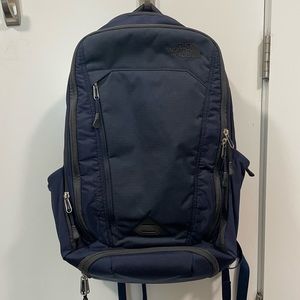 The North Face - Overhaul 40 - backpack for men or women - very good/mint